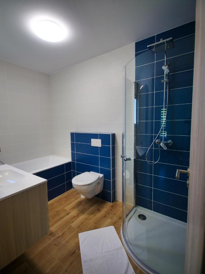 Zea Apartmanhaz Appartement Balatonfenyves Buitenkant foto