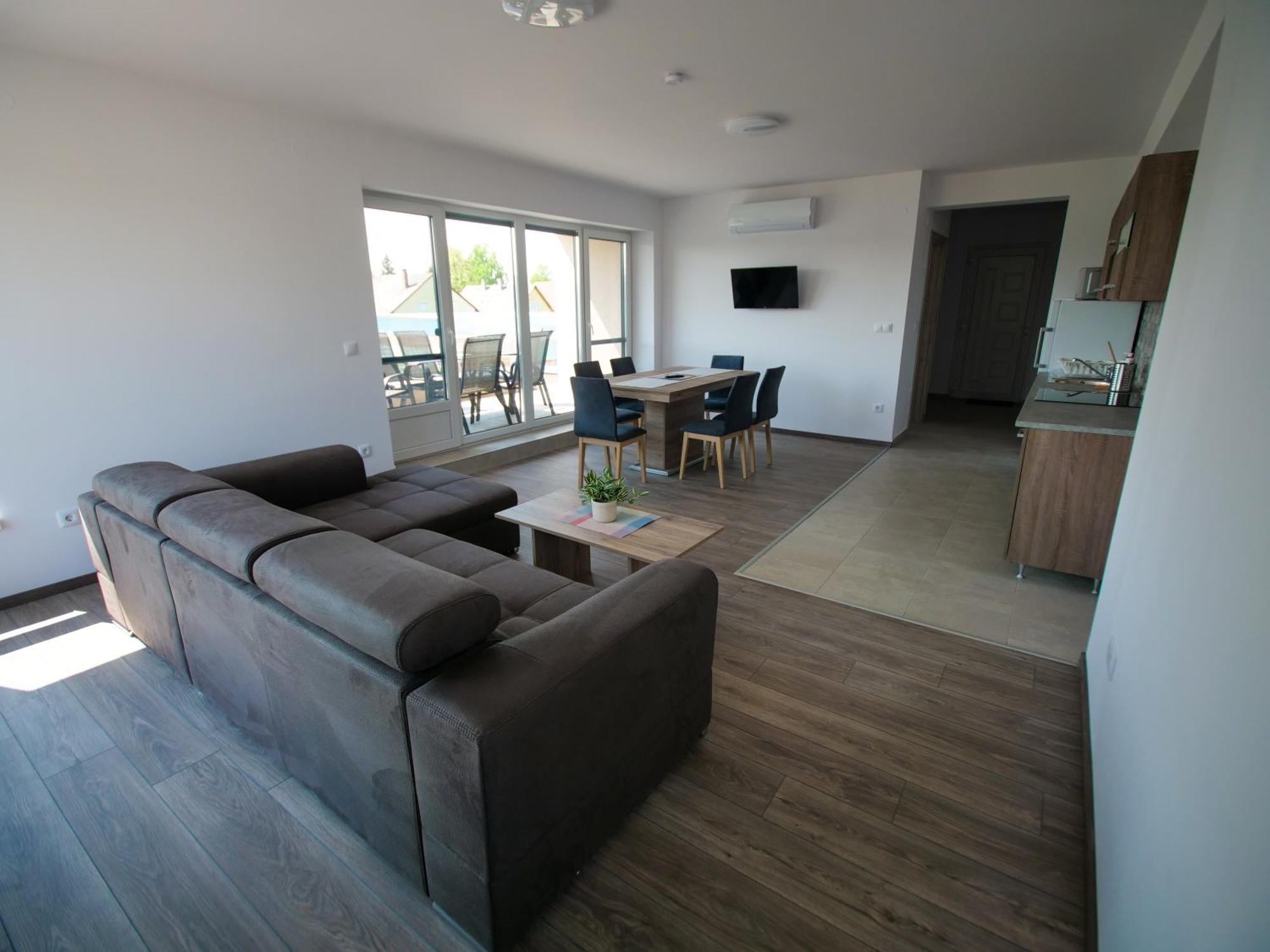 Zea Apartmanhaz Appartement Balatonfenyves Buitenkant foto