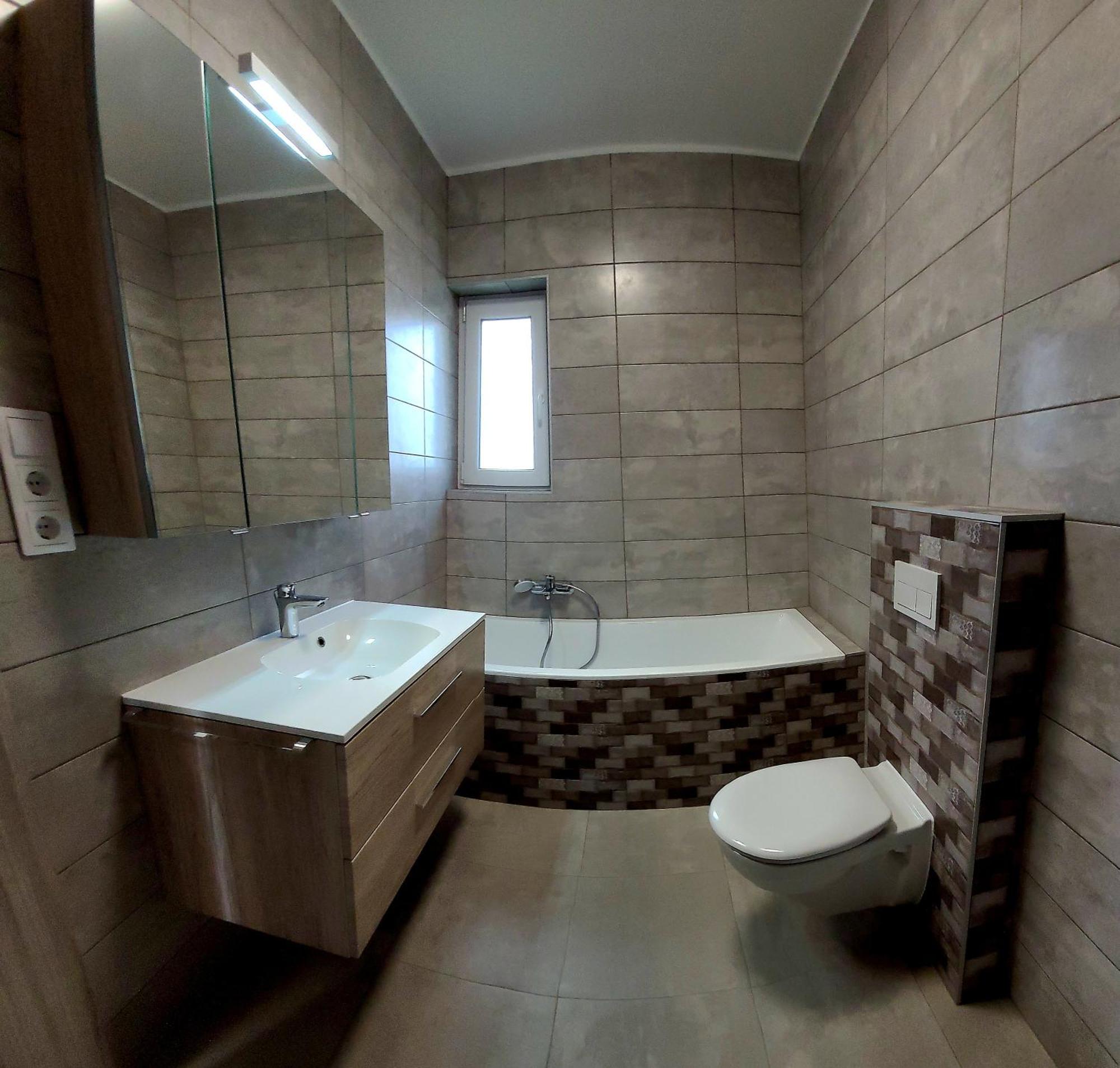 Zea Apartmanhaz Appartement Balatonfenyves Buitenkant foto