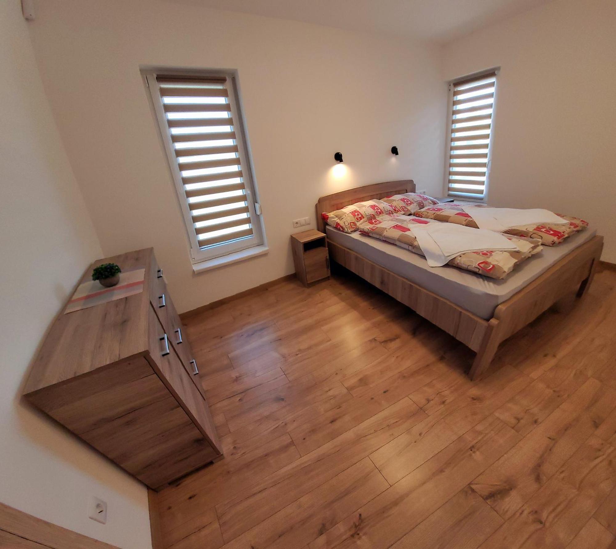 Zea Apartmanhaz Appartement Balatonfenyves Buitenkant foto